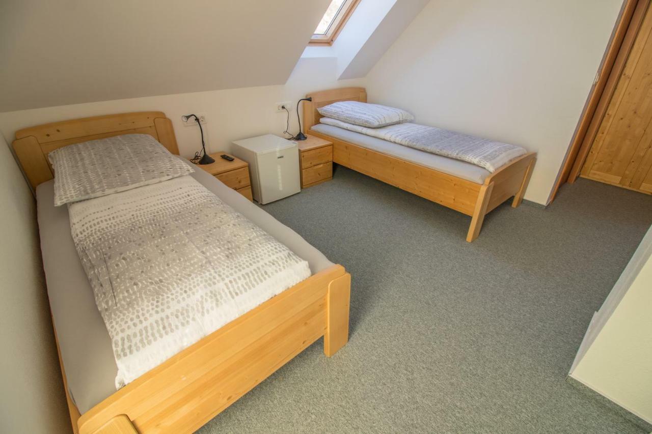 Apartments & Rooms Pr' Skalovc Bohinji-tó Kültér fotó
