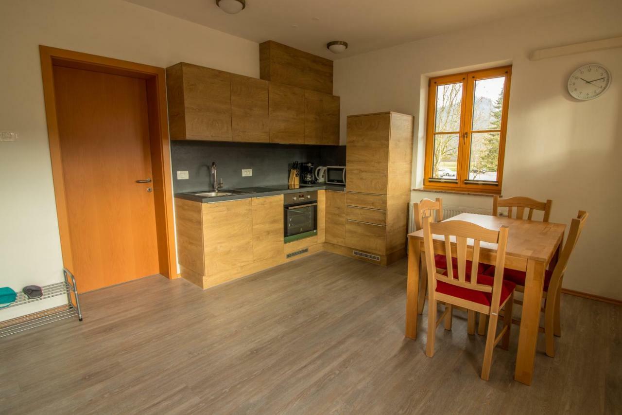 Apartments & Rooms Pr' Skalovc Bohinji-tó Kültér fotó