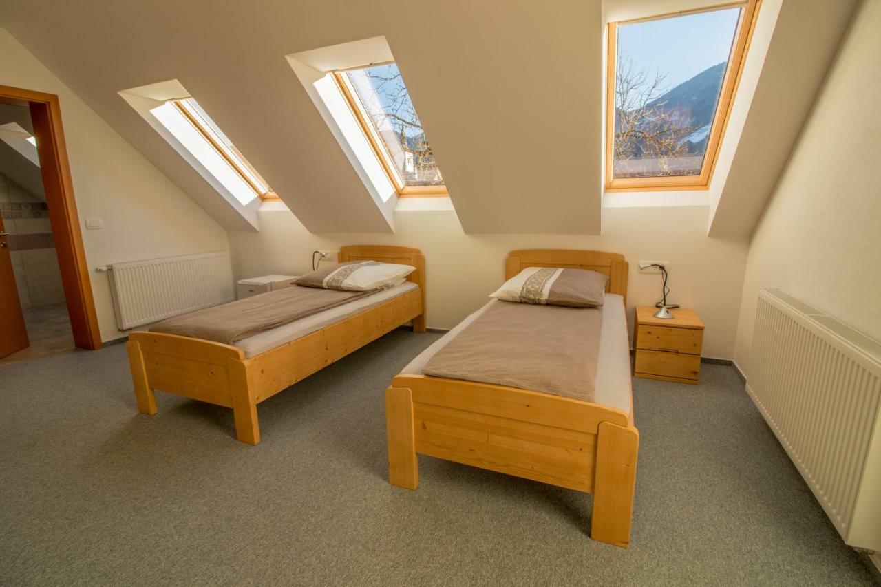 Apartments & Rooms Pr' Skalovc Bohinji-tó Kültér fotó