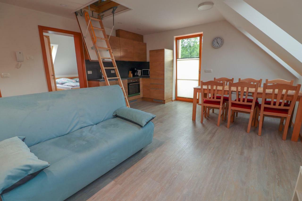 Apartments & Rooms Pr' Skalovc Bohinji-tó Kültér fotó