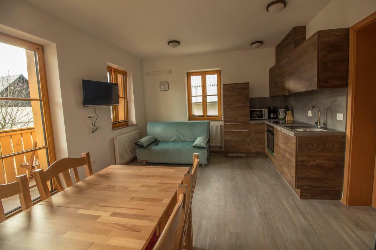 Apartments & Rooms Pr' Skalovc Bohinji-tó Kültér fotó